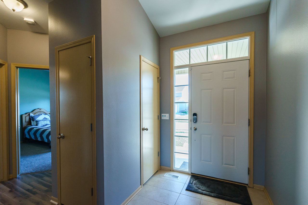 14890 Eagle St, Bennington, NE 68007 photo 9