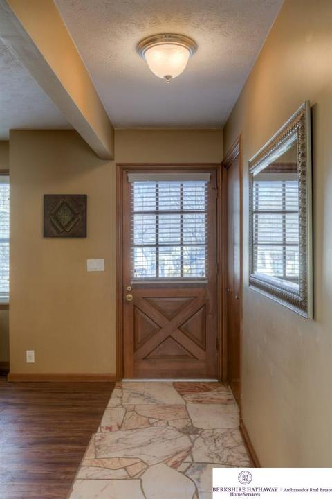 11835 Cedar St, Omaha, NE 68144 photo 4