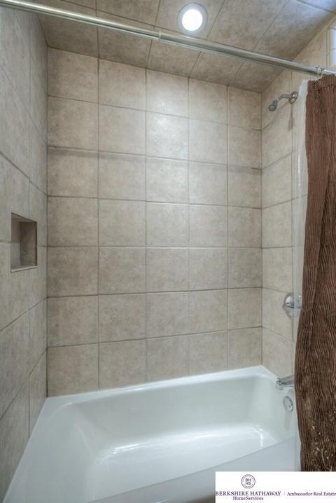 11835 Cedar St, Omaha, NE 68144 photo 25