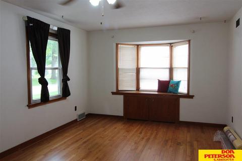 709 5th St, Scribner, NE 68057 photo 3