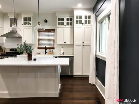 307 W Ash Ave, Sutton, NE 68979 photo 2