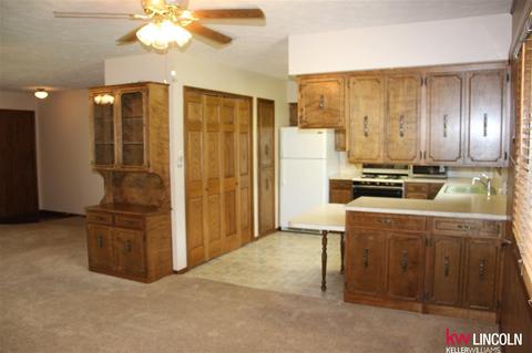 201 W Maple Ave, Sutton, NE 68979 photo 7