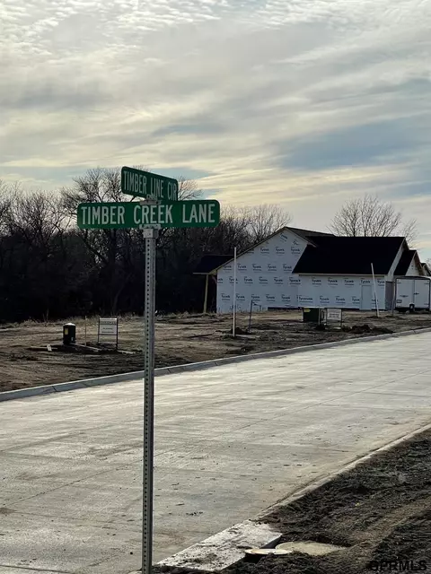 802 Timber Creek Ln, Milford, NE 68405