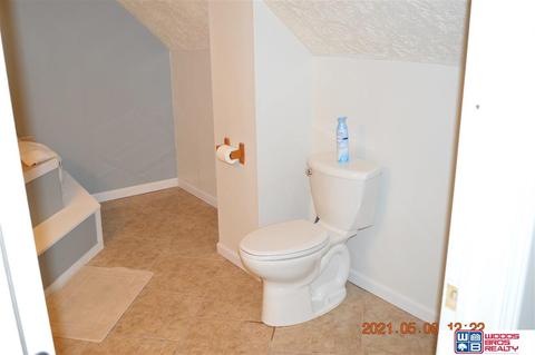709 Bell St, Beatrice, NE 68310 photo 48