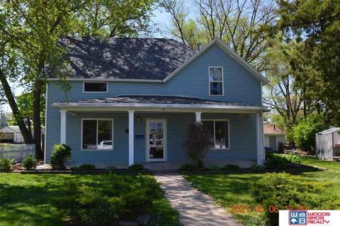 709 Bell St, Beatrice, NE 68310 photo 1