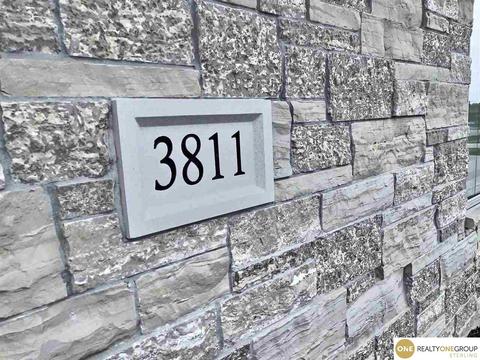 3811 Doonbeg Rd, Lincoln, NE 68520 photo 3