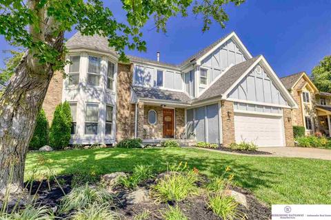 10514 Adams Dr Omaha Ne 68127 43 Photos Mls 22119692 Movoto 10514 Adams Dr Omaha Ne 68127 43 Photos Mls 22119692 Movoto