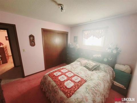 710 S Saunders Ave, Sutton, NE 68979 photo 12