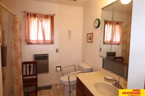 215 N 3rd St, Lyons, NE 68038 photo 5