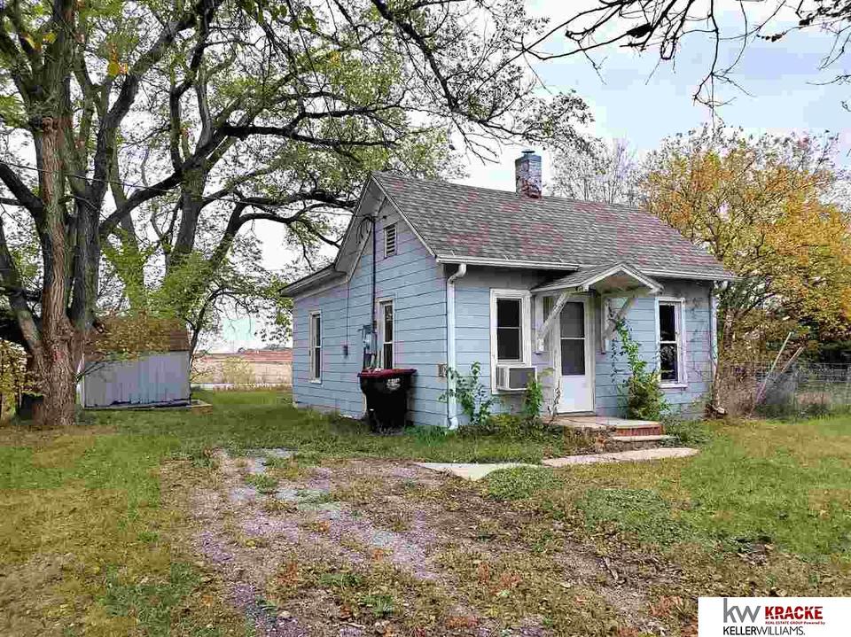 311 Hill St, Beatrice, NE 68310 25 Photos MLS 22125802 Movoto