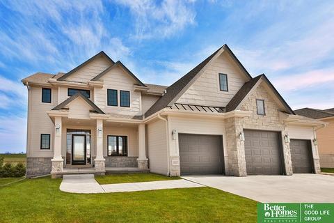 16968 Cora St, Bennington, NE 68007