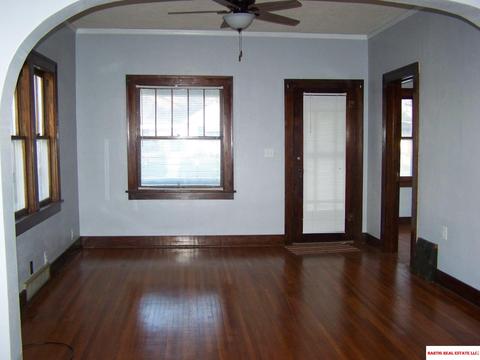 813 Bell St, Beatrice, NE 68310 photo 4