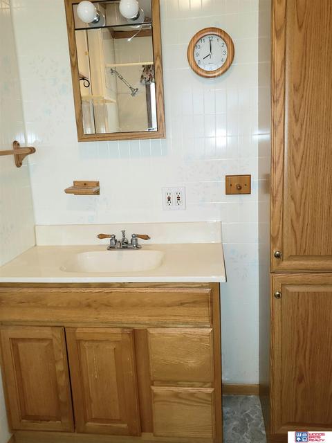 1018 Ella St, Beatrice, NE 68310 photo 6