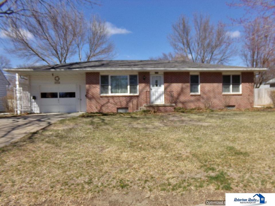 1714 Washington St, Beatrice, NE 68310 43 Photos MLS 22206552 Movoto