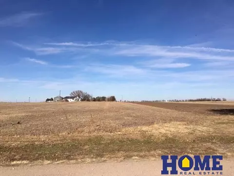 508 W 12th St, Dorchester, NE 68343