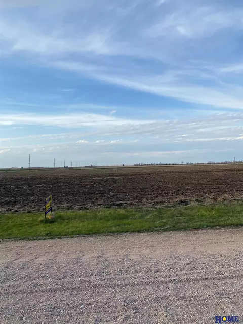 606 W 12th St, Dorchester, NE 68343