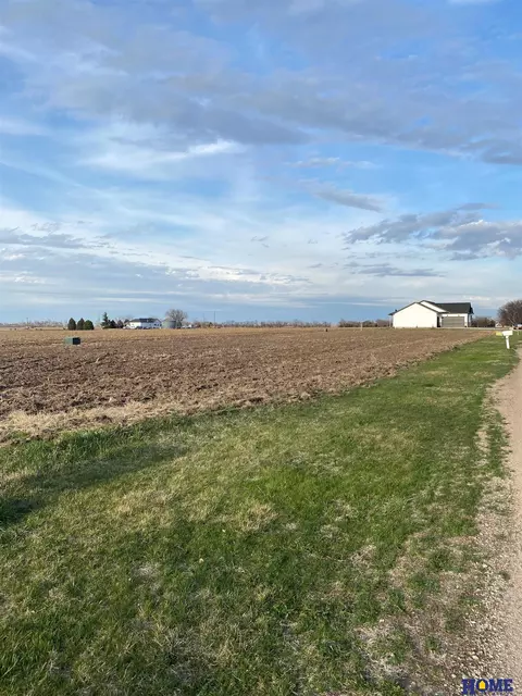 610 W 12th St, Dorchester, NE 68343