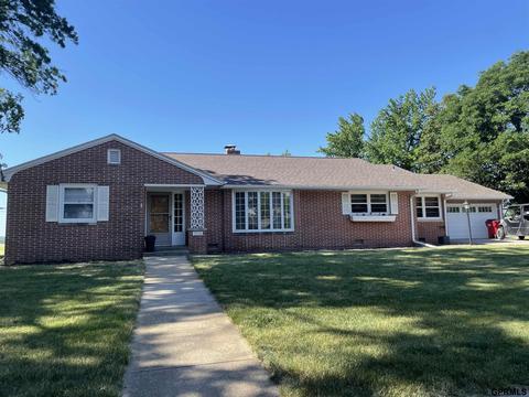 209 Madden Ave, De Witt, NE 68341 photo 1