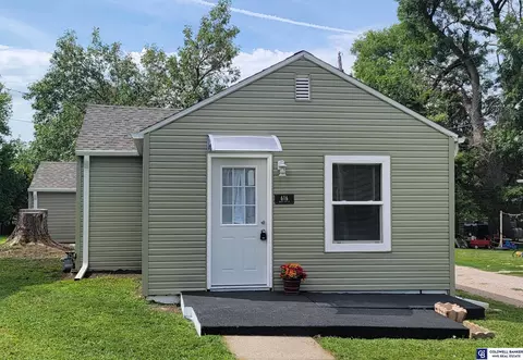 616 E 4th St, York, NE 68467