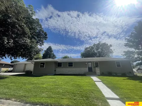 505 Everett St, Lyons, NE 68038 photo 2