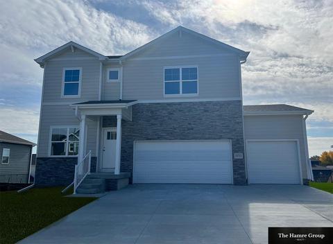 19713 Redwood St, Gretna, NE 68028