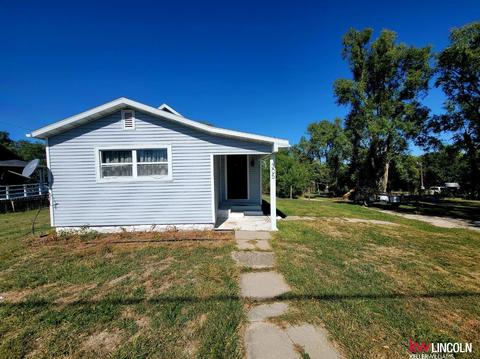 305 W Ash St, Sutton, NE 68979