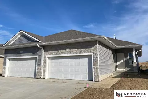 8217 S 178th St, Omaha, NE 68136