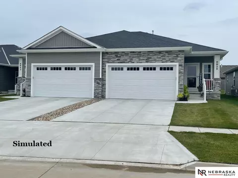 8205 S 178 St, Omaha, NE 68136