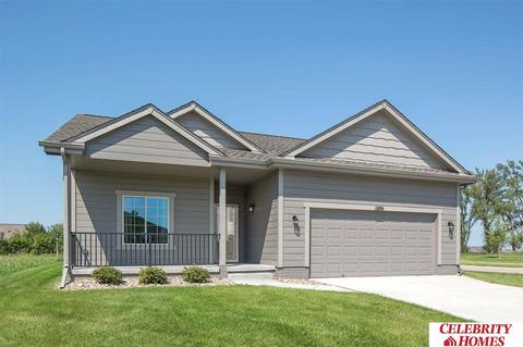 18074 Camden Ave, Elkhorn, NE 68022