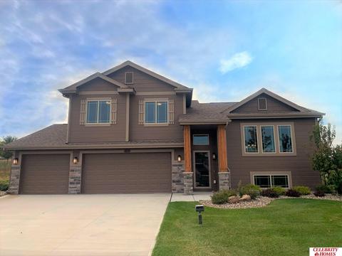 11732 S 113 St, Papillion, NE 68046
