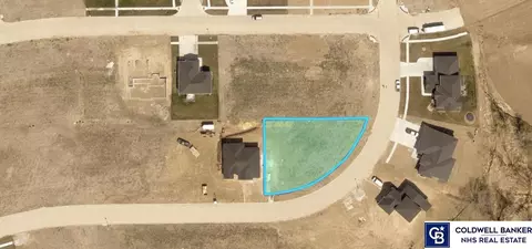 1514 E 8th St, Hickman, NE 68372