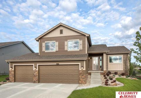 11736 S 113 St, Papillion, NE 68046
