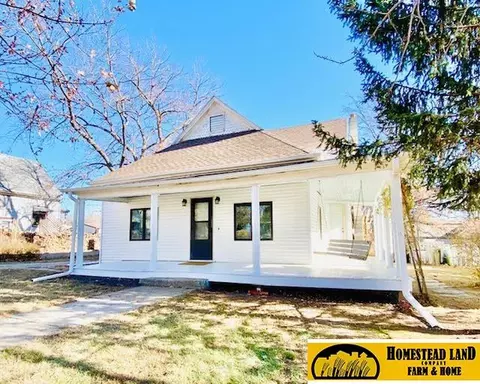 1106 H St, Fairbury, NE 68352