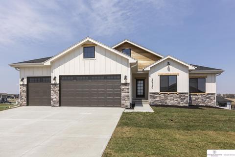 20720 Boulder St, Gretna, NE 68028