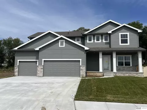 19810 Redwood St, Gretna, NE 68028