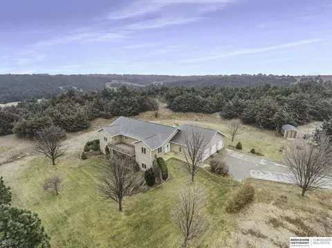 6715 W 29 St, Kearney, NE 68845