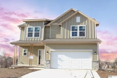 9706 S 181 St, Omaha, NE 68136
