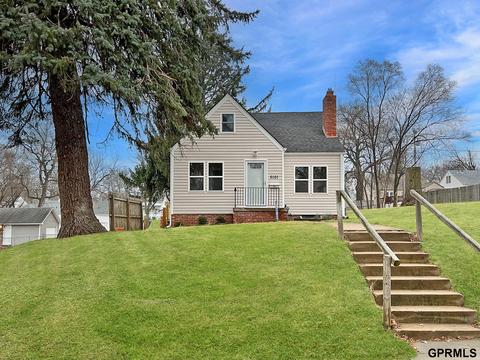 5101 Pinkney St, Omaha, NE 68104