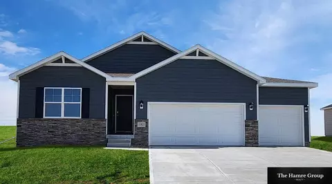 11923 S 117th St, Papillion, NE 68046