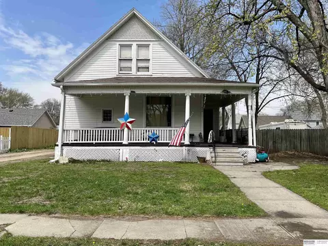 630 W 9 St, Fremont, NE 68025