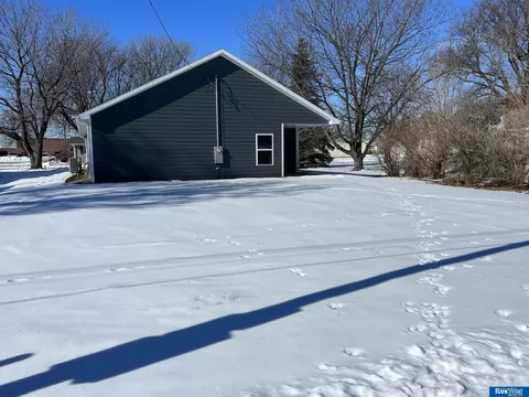 545 4th St, Hampton, NE 68843 photo 10