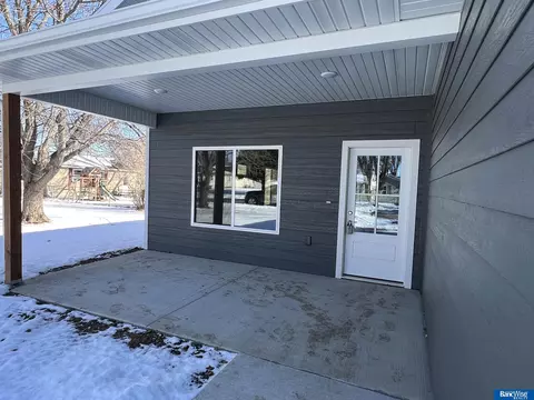 545 4th St, Hampton, NE 68843 photo 5