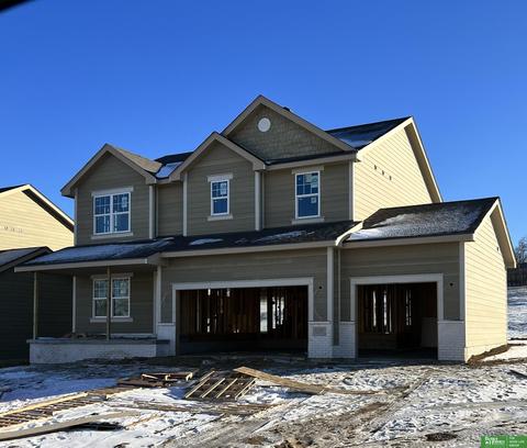 17505 Clay St, Bennington, NE 68007