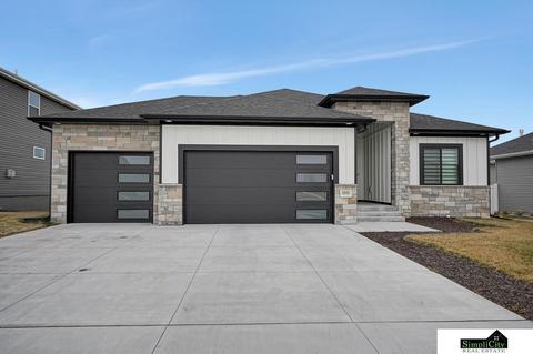 8801 S 81st St, Lincoln, NE 68516
