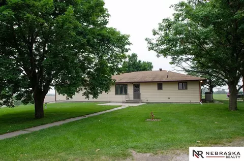 11806 Fairview Rd, Springfield, NE 68059 photo 2
