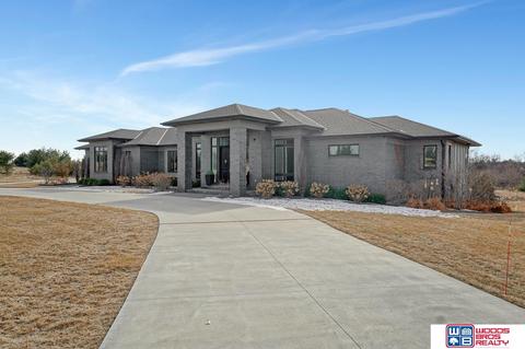 11277 Aspen Canyon Rd, Lincoln, NE 68526