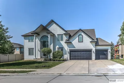 3828 S 192 Ave, Omaha, NE 68130