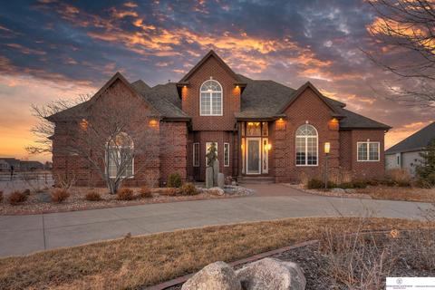 24624 Jones Cir, Waterloo, NE 68069