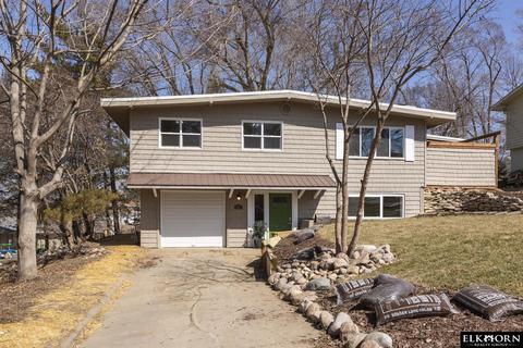 606 W 14th Ave, Bellevue, NE 68005