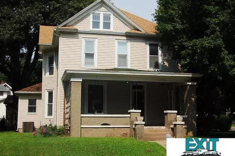 2421 Harlan St, Falls City, NE 68355